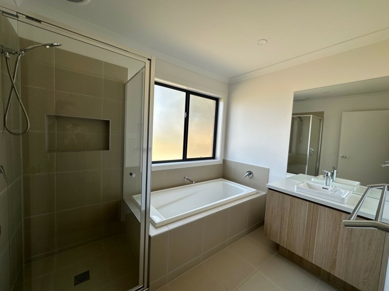 17 Ilfracombe Way, Paynesville VIC 3880