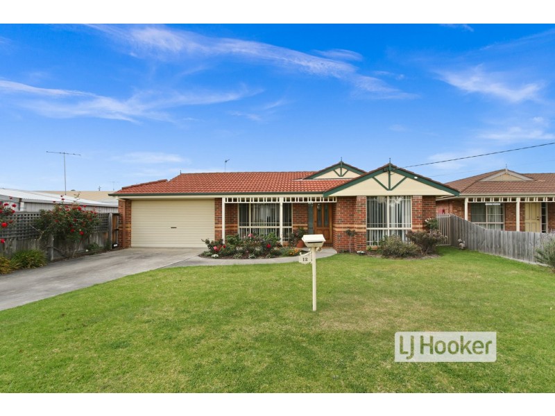 12 Milton Avenue, Paynesville VIC 3880
