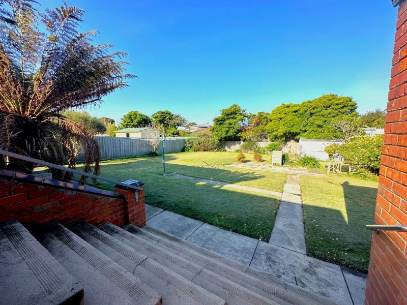 4 Main Road, Paynesville VIC 3880