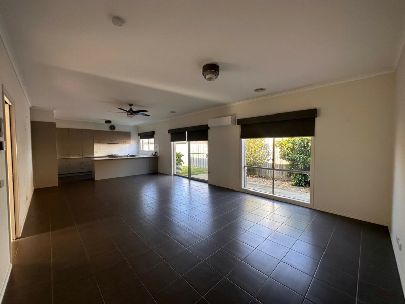 14 Smallman Court, Paynesville VIC 3880