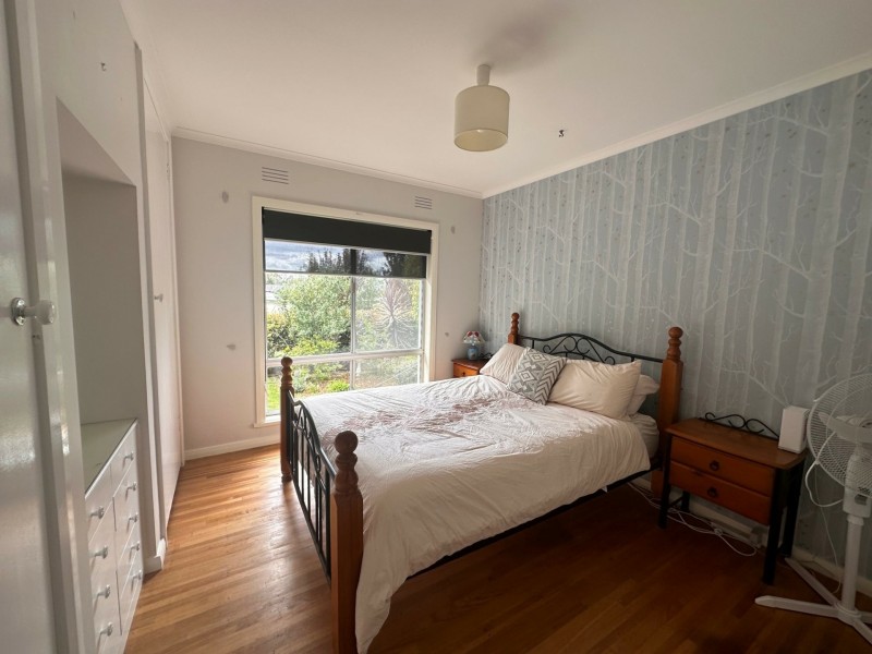 35 School Road, Eagle Point VIC 3878