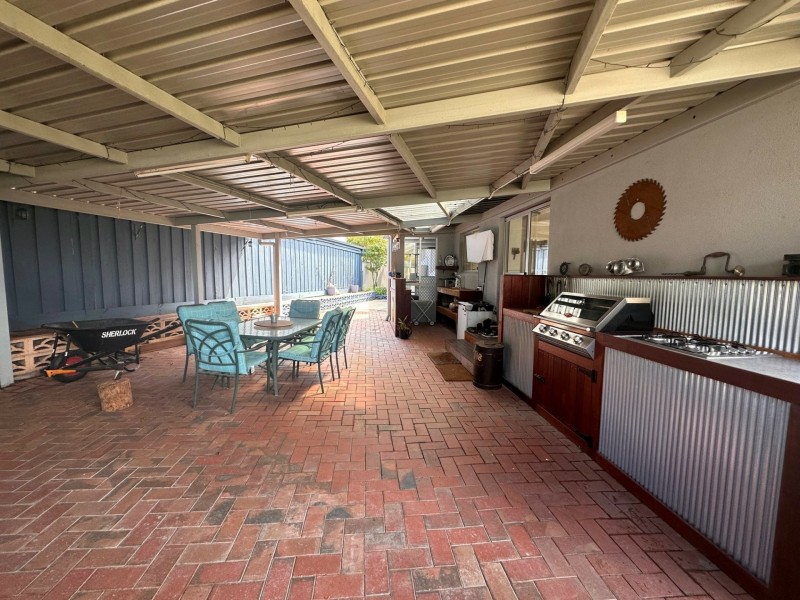 35 School Road, Eagle Point VIC 3878