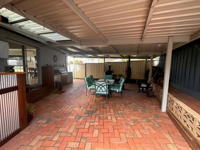 35 School Road, Eagle Point VIC 3878