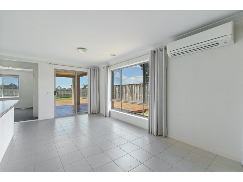 13 Coast Avenue, Paynesville VIC 3880