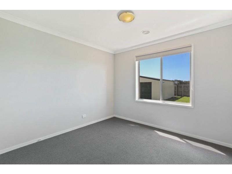 13 Coast Avenue, Paynesville VIC 3880