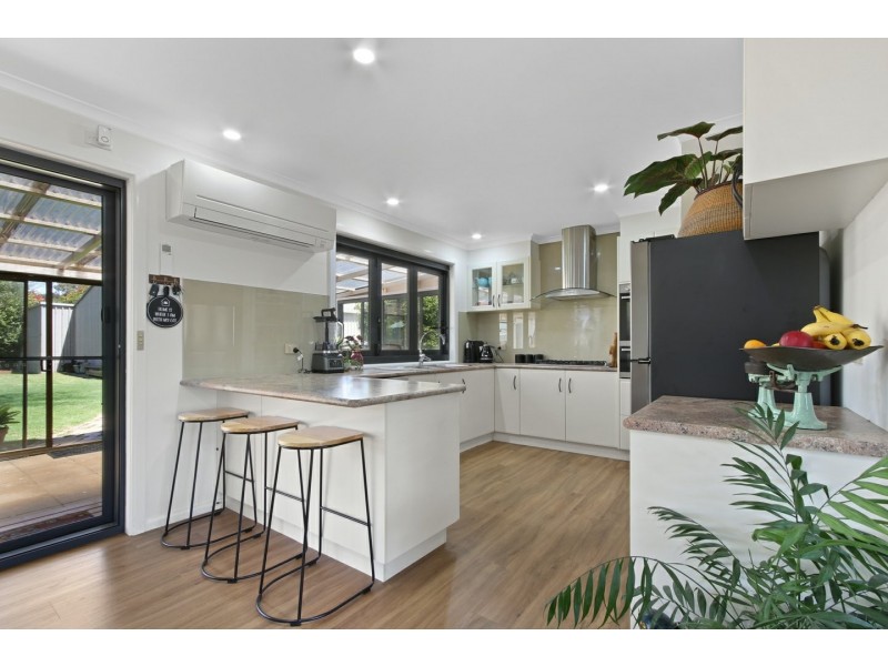 10 Lake Valley Way, Newlands Arm VIC 3875