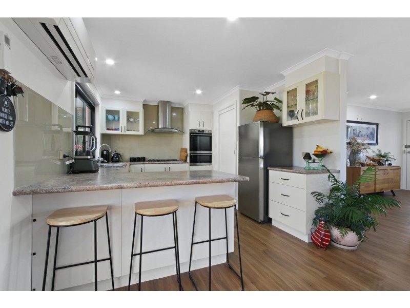10 Lake Valley Way, Newlands Arm VIC 3875