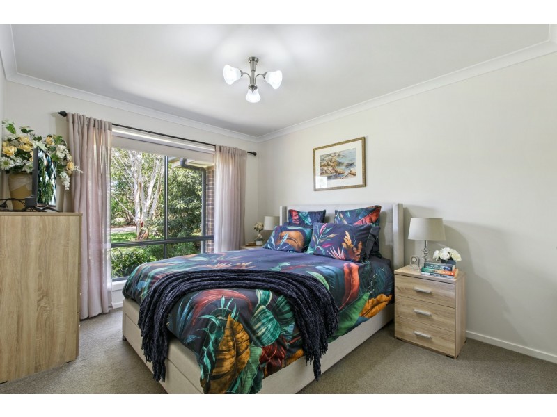 86 Mathiesons Road, Eagle Point VIC 3878