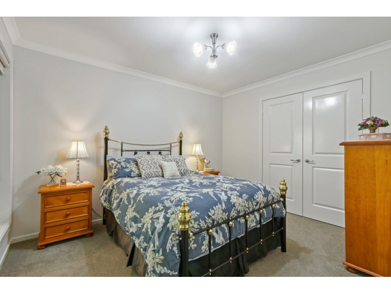 86 Mathiesons Road, Eagle Point VIC 3878