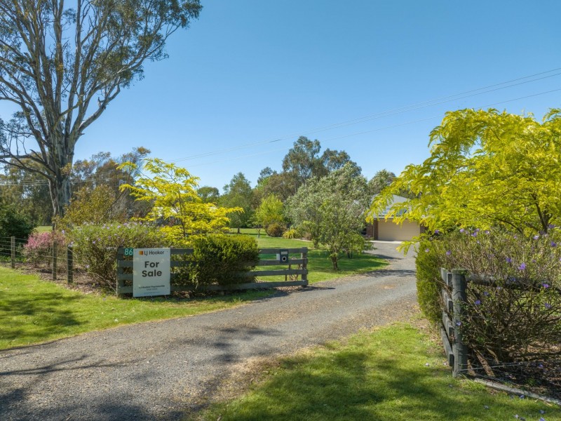86 Mathiesons Road, Eagle Point VIC 3878