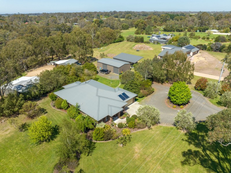 86 Mathiesons Road, Eagle Point VIC 3878
