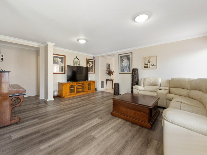 11 Jim Way, Paynesville VIC 3880