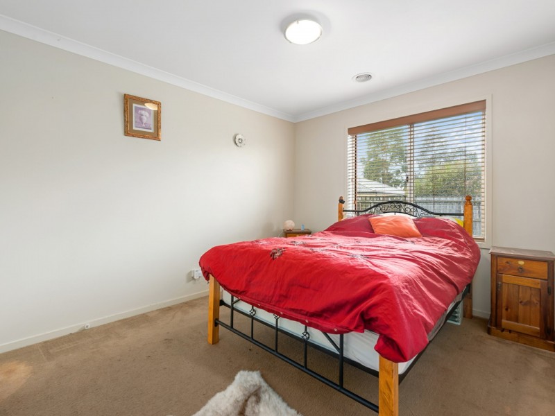11 Jim Way, Paynesville VIC 3880