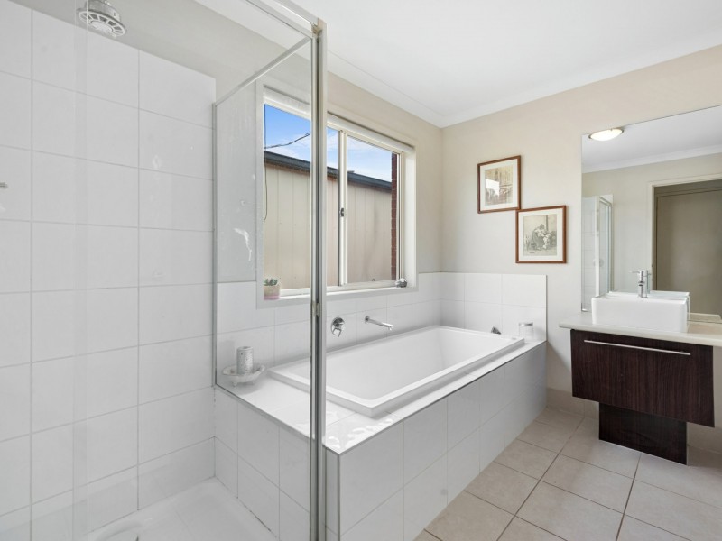 11 Jim Way, Paynesville VIC 3880