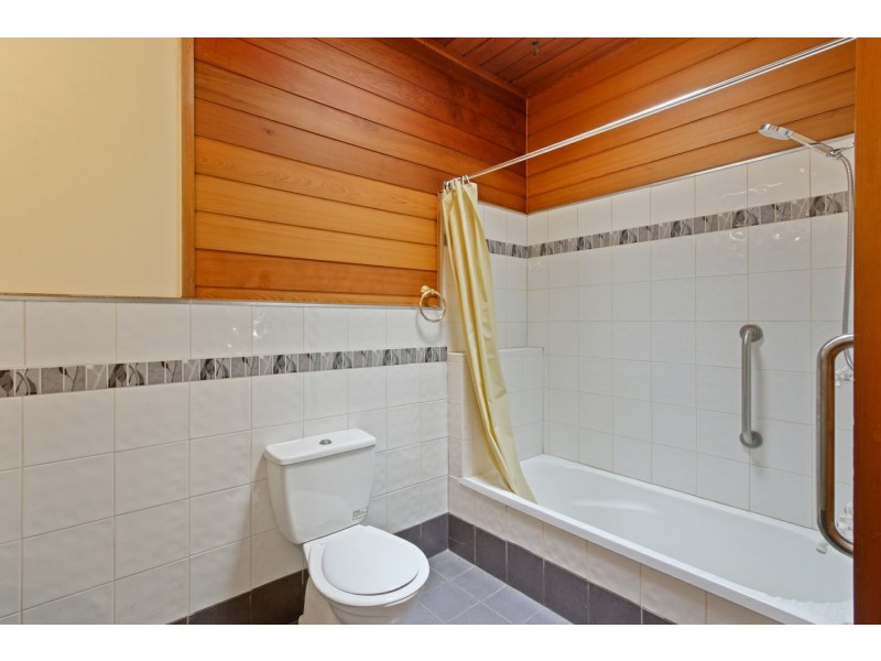 74 Main Road, Paynesville VIC 3880