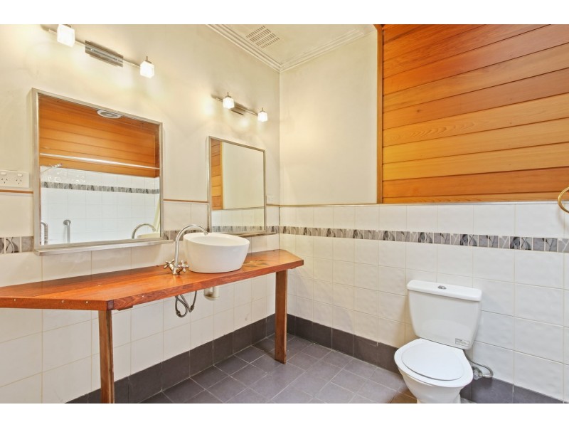 74 Main Road, Paynesville VIC 3880