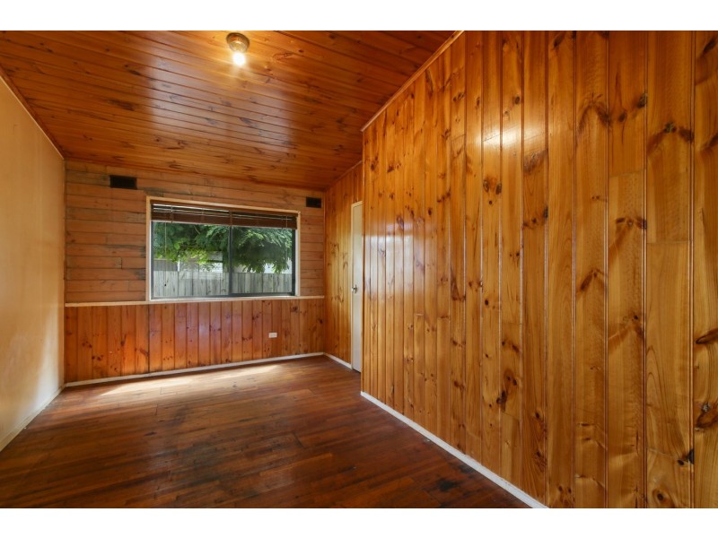 74 Main Road, Paynesville VIC 3880