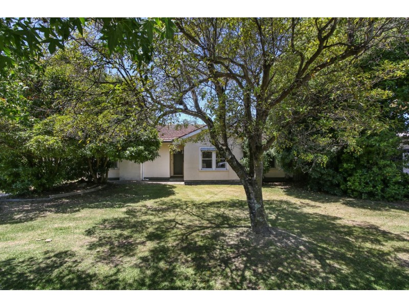 74 Main Road, Paynesville VIC 3880
