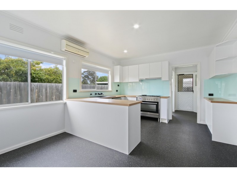 27 Reynolds Street, Paynesville VIC 3880