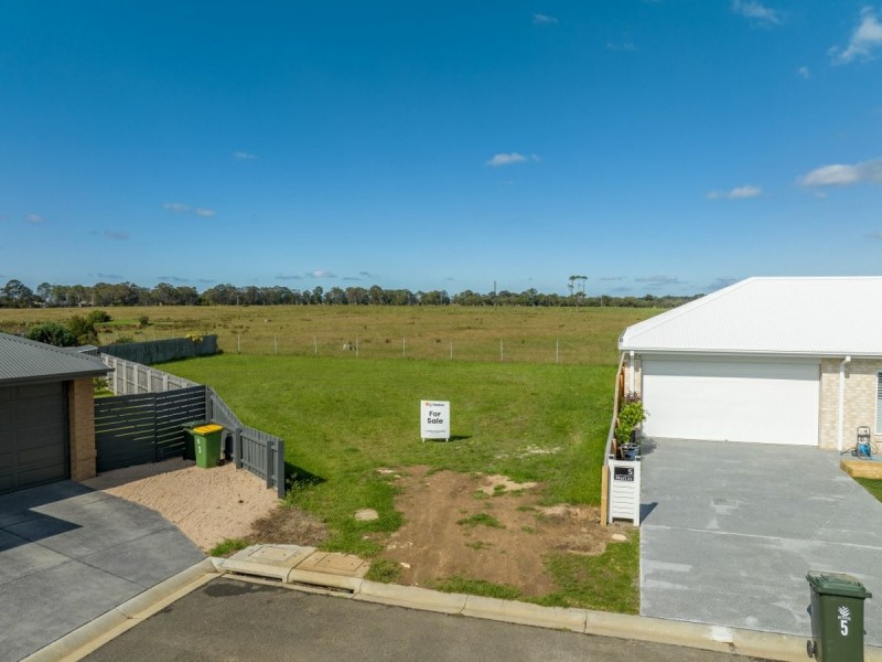 4 Basstian Court, Paynesville VIC 3880