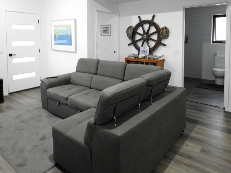 House 3/79 Slip Road, Paynesville VIC 3880