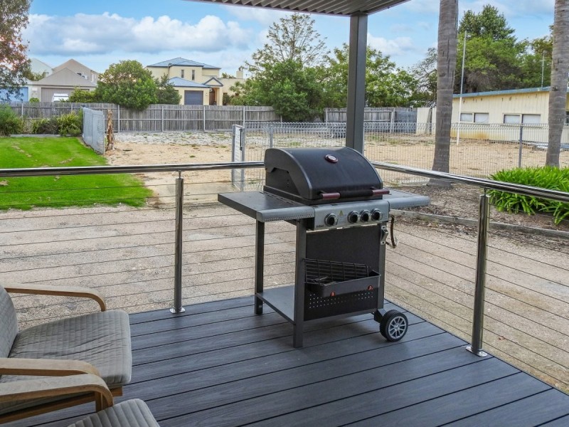 House 3/79 Slip Road, Paynesville VIC 3880