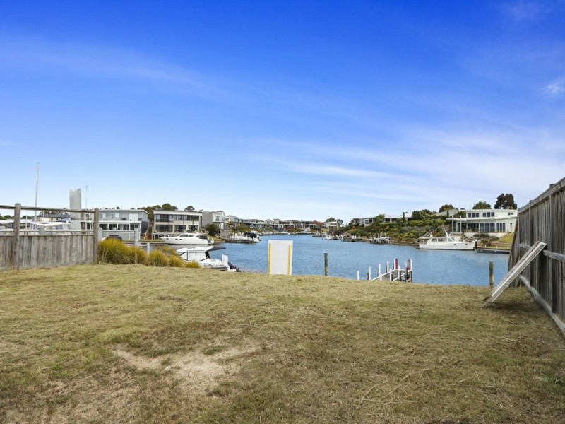 27 Driftwood Close, Paynesville VIC 3880