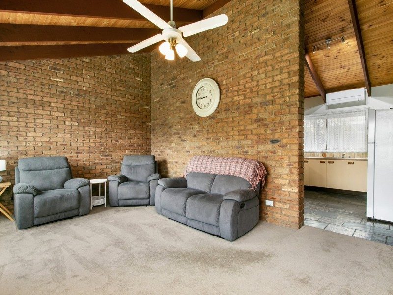 13 Newton Close, Paynesville VIC 3880