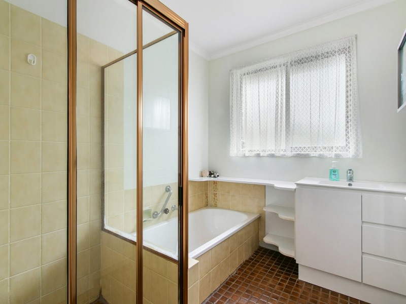 13 Newton Close, Paynesville VIC 3880