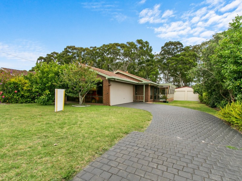 13 Newton Close, Paynesville VIC 3880