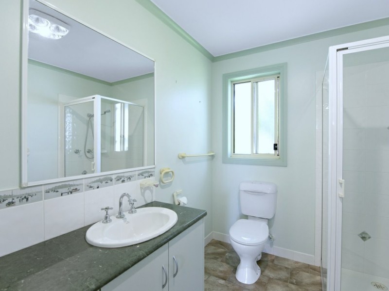 2 Hakea Court, Paynesville VIC 3880