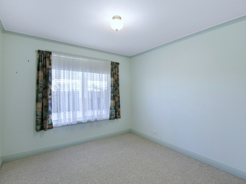 2 Hakea Court, Paynesville VIC 3880