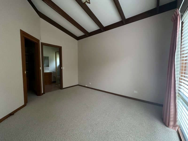 49-51 Eighth Avenue, Raymond Island VIC 3880