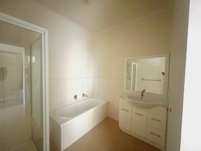 Unit 3/37 Langford Parade, Paynesville VIC 3880