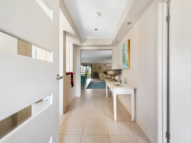 18 The Grange, Paynesville VIC 3880