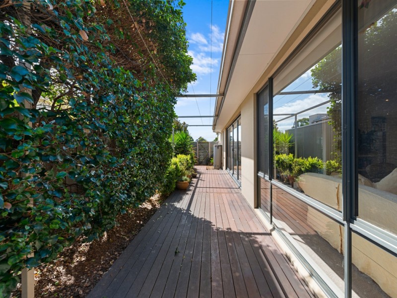 18 The Grange, Paynesville VIC 3880