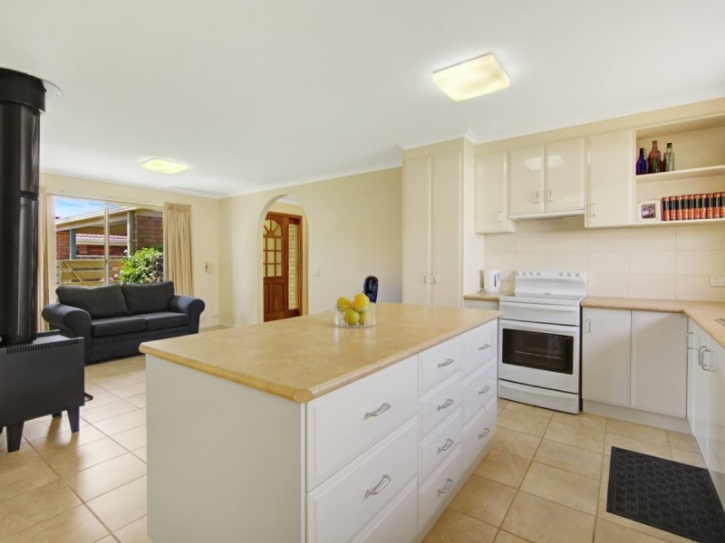 27 Queen Street, Paynesville VIC 3880