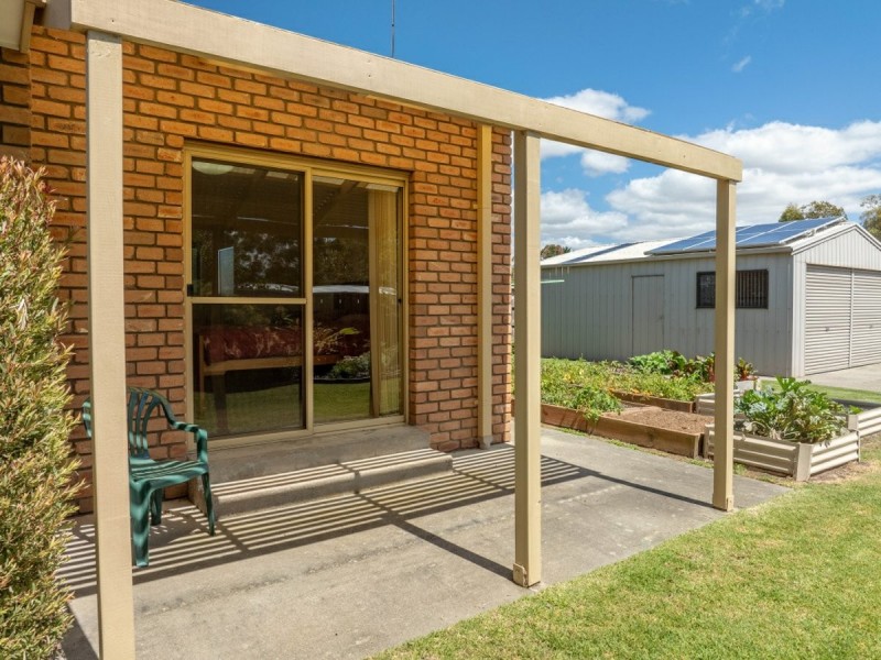 27 Queen Street, Paynesville VIC 3880