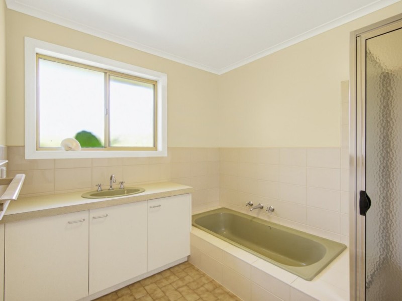 27 Queen Street, Paynesville VIC 3880