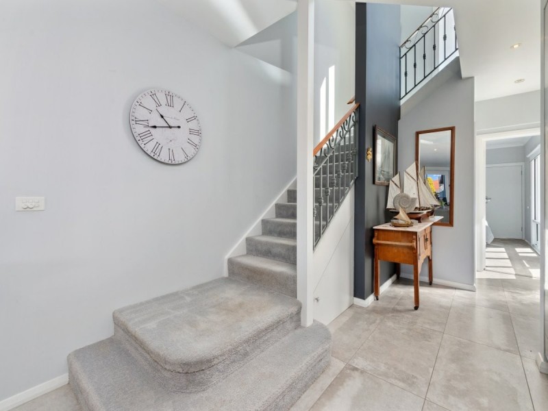 2/7 King Street, Paynesville VIC 3880