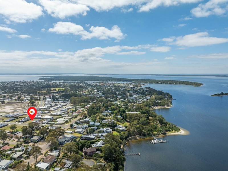 8 Ilfracombe Way, Paynesville VIC 3880