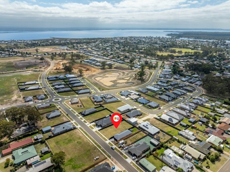 8 Ilfracombe Way, Paynesville VIC 3880
