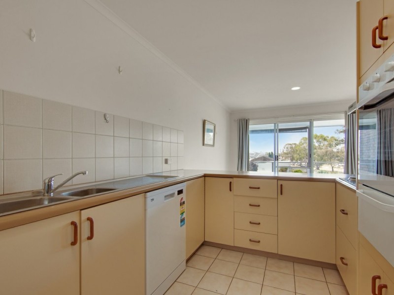 Unit 2/1-5 Main Road, Paynesville VIC 3880