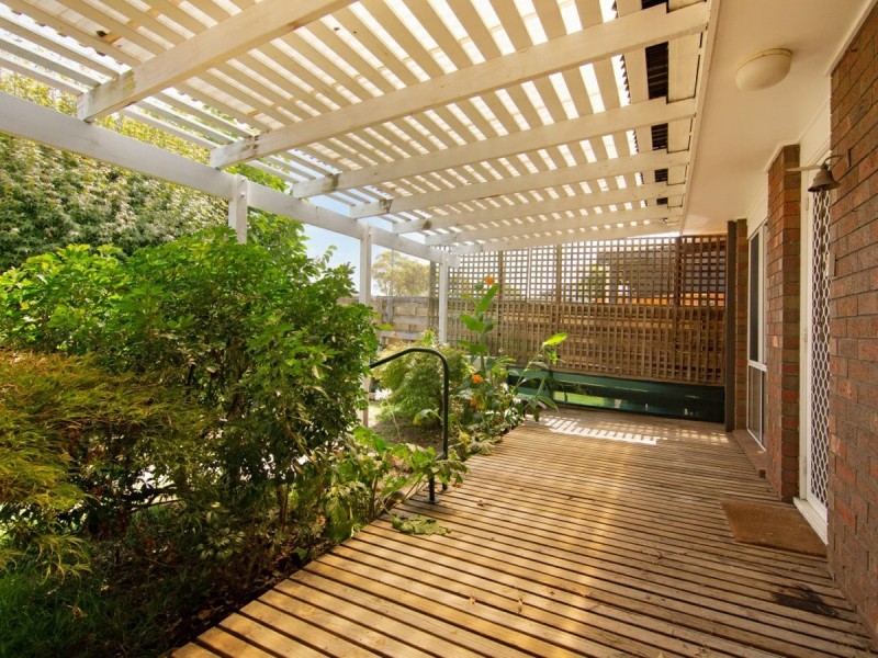 Unit 2/1-5 Main Road, Paynesville VIC 3880