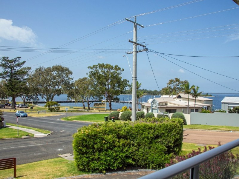 Unit 2/1-5 Main Road, Paynesville VIC 3880