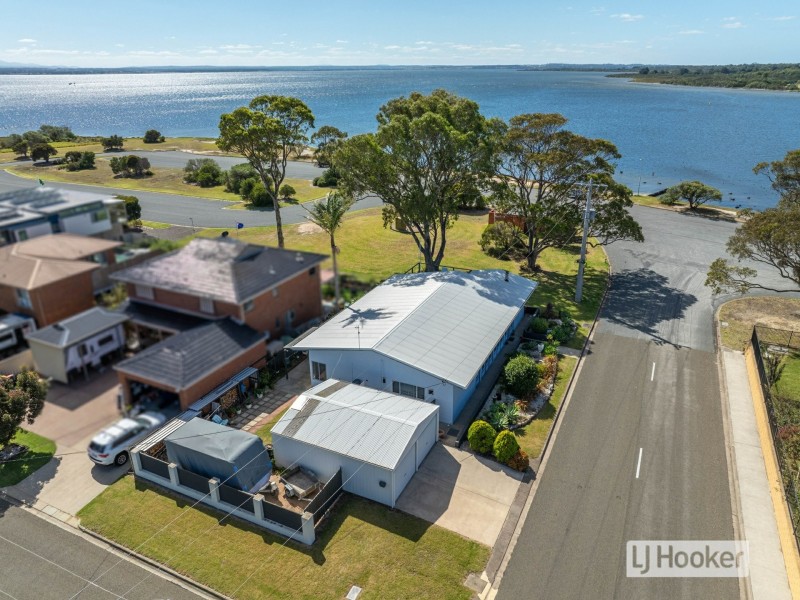 2 Marina Drive, Paynesville VIC 3880