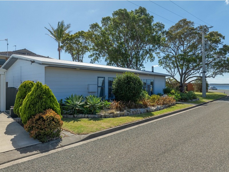 2 Marina Drive, Paynesville VIC 3880