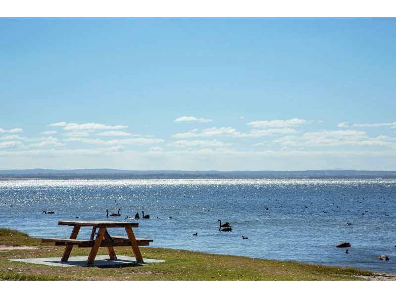 2 Marina Drive, Paynesville VIC 3880