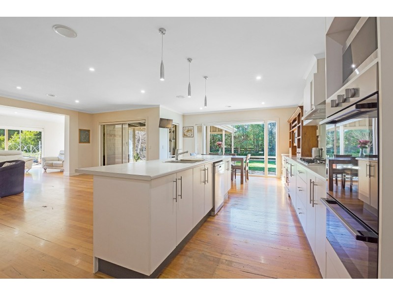 30 Lake Victoria Road, Eagle Point VIC 3878