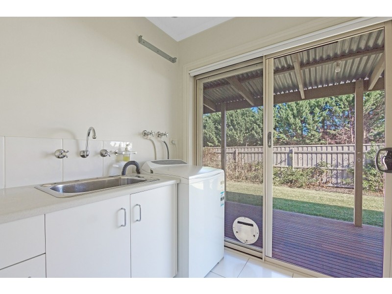 30 Lake Victoria Road, Eagle Point VIC 3878